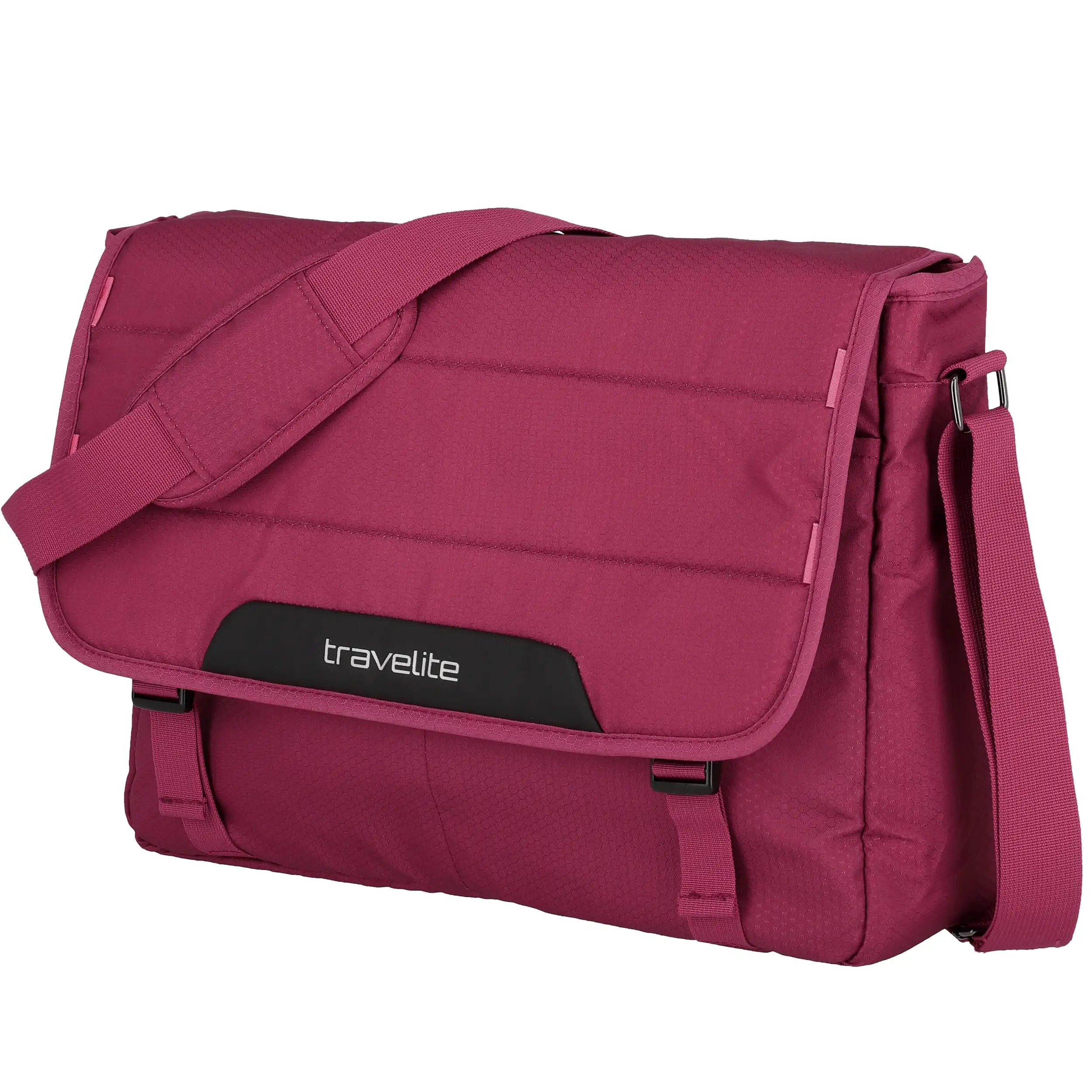 Travelite Skaii Messenger 41 cm - abendrot - Vorderansicht mit Gurt