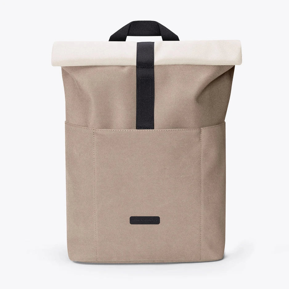 Frontansicht Ucon Acrobatics Original Hajo Mini Backpack 44 cm in Dark Sand / Light Sand