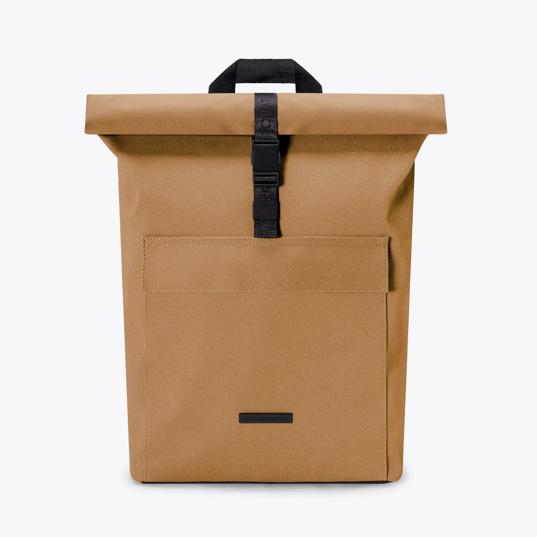 Ucon Acrobatics Phantom Jannik Medium Backpack 45 cm in Dark Sand Reflect – moderner, reflektierender Rolltop-Rucksack mit minimalistischem Design