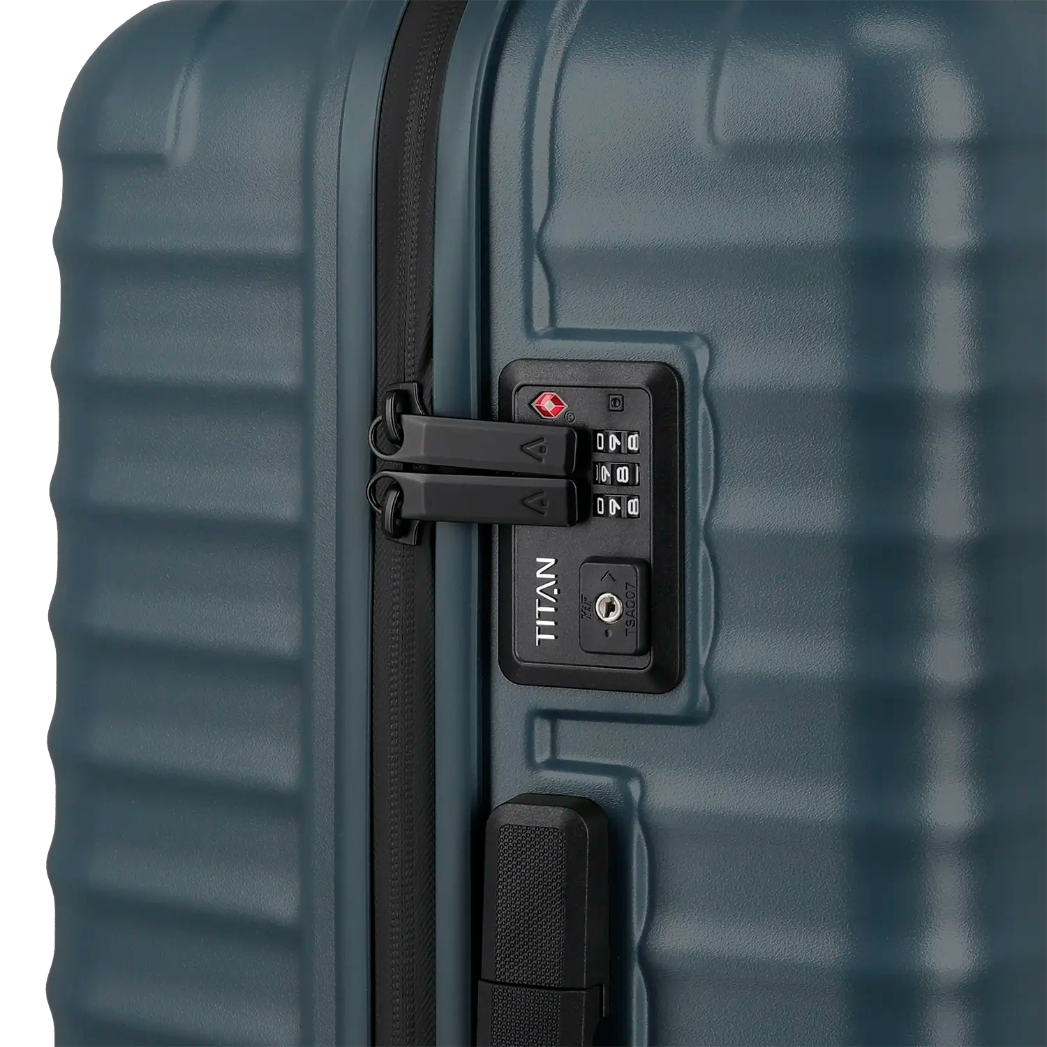 Titan Upgrade 4-wheel trolley M+ 69 cm - Midnight Blue