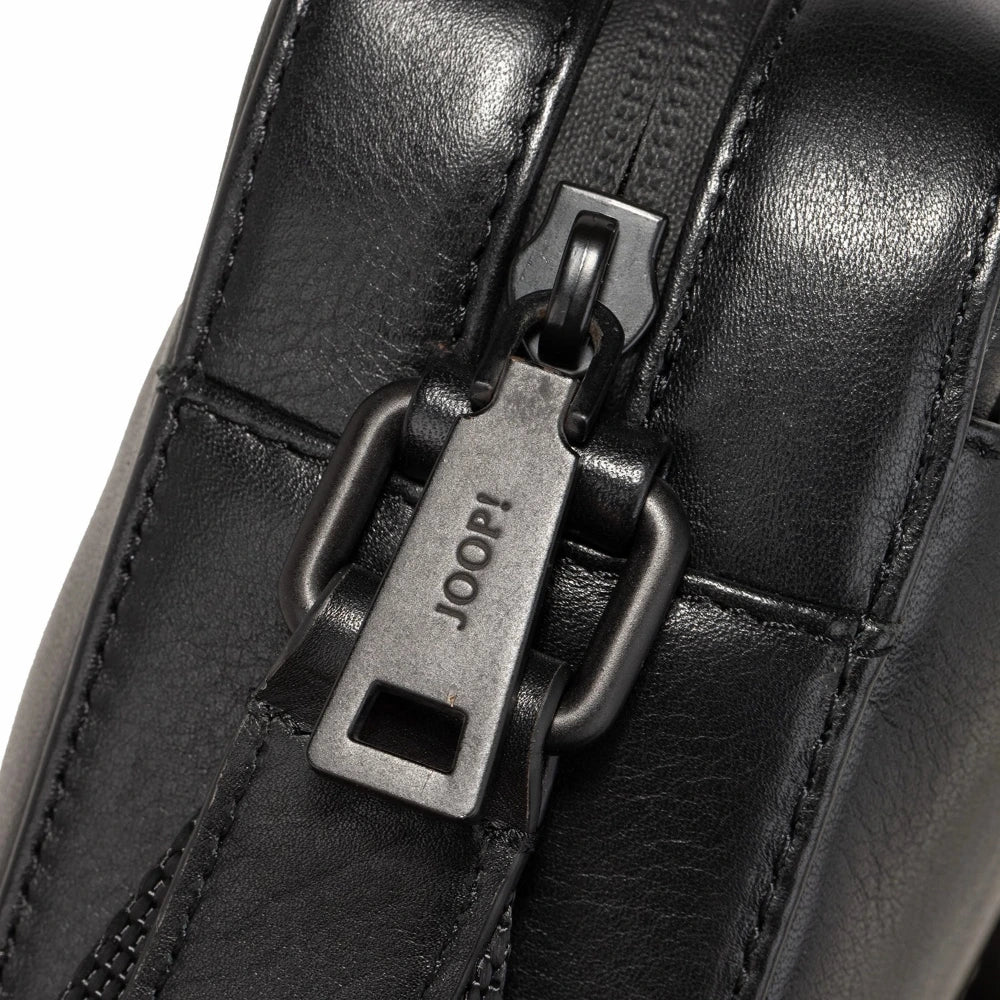 Detailbild von Zipper mit Logo