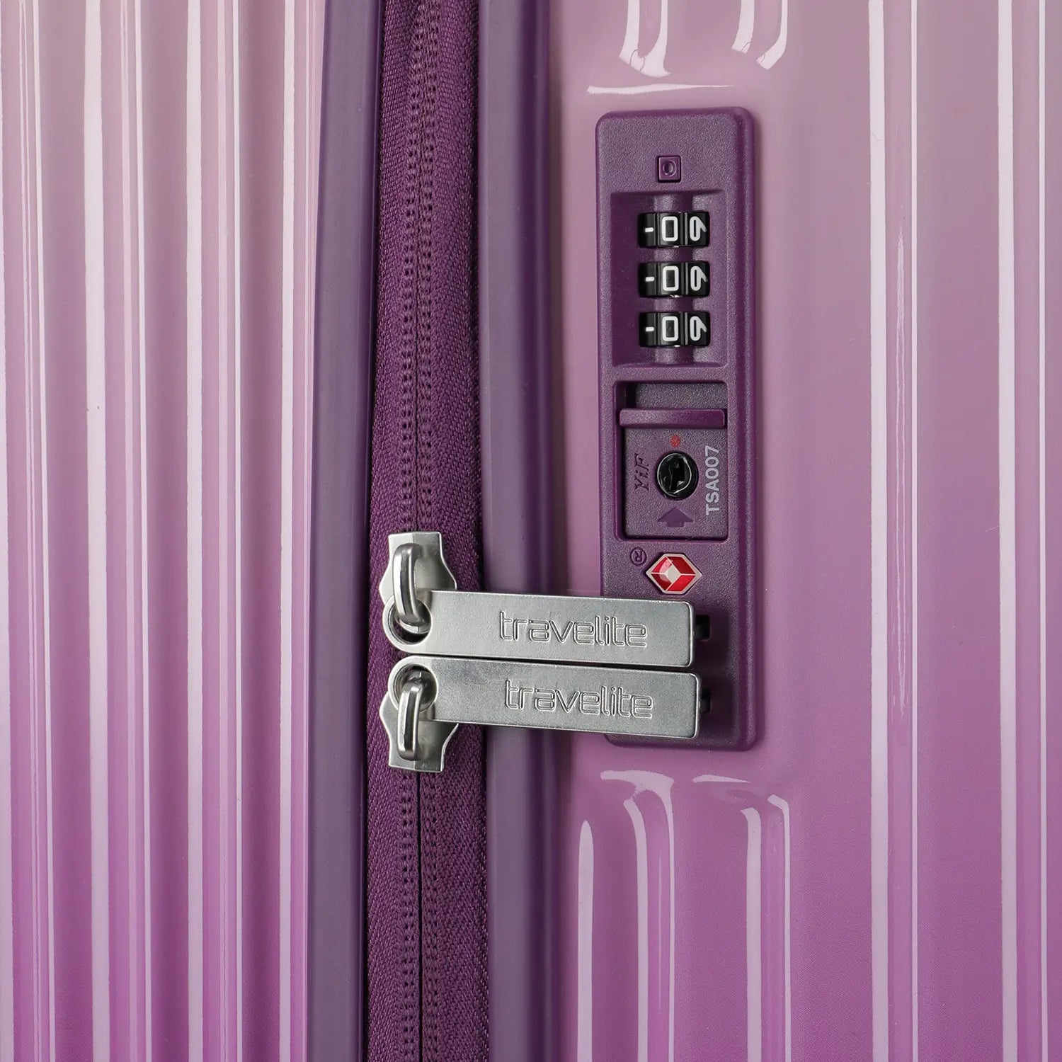 Abschließbare Zipper und TSA-Zahlenschloss im Detail