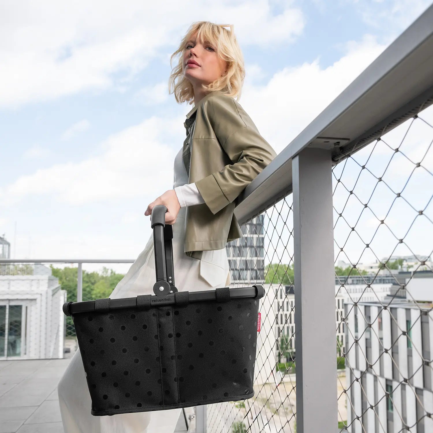 Reisenthel Shopping Carrybag shopping basket 48 cm - Frame Glossy Dots Black