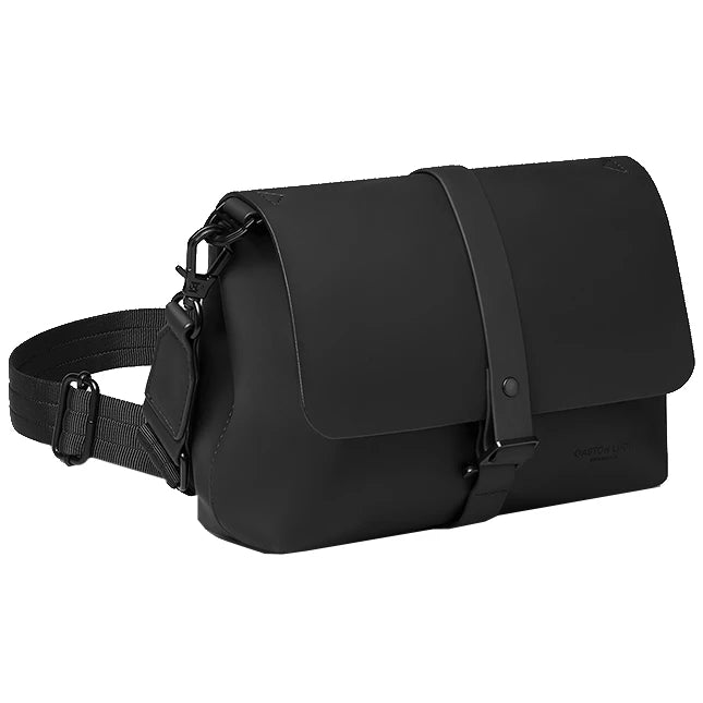 Seitenansicht Gaston Luga Spläsh Crossbody Bag 20 cm