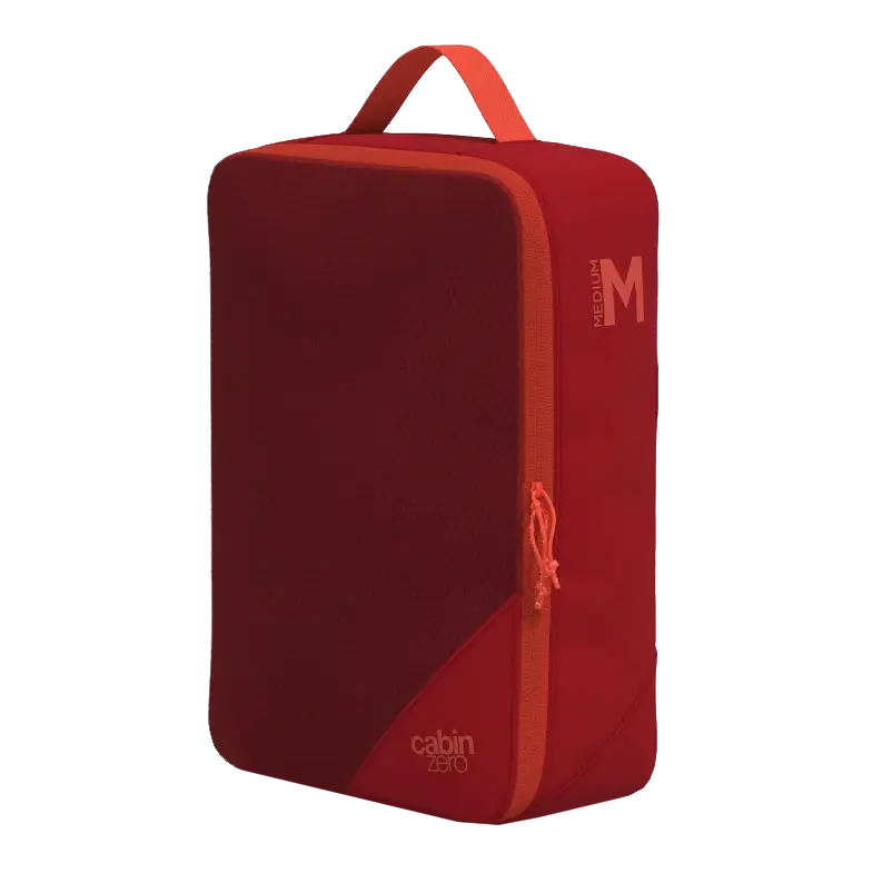 CabinZero Classic Packing Cube in Fiesta Red - Seitenansicht mit Tragegriff oben