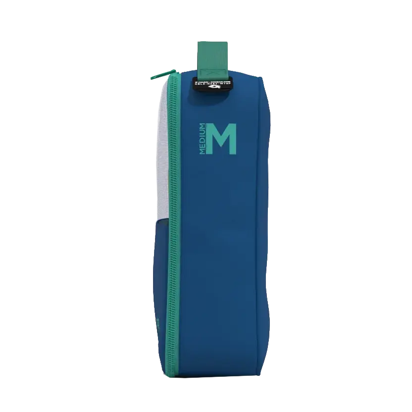 CabinZero Lux Packing Cube Medium 25 cm - Capri Blue Seitenansicht mit Größenangabe