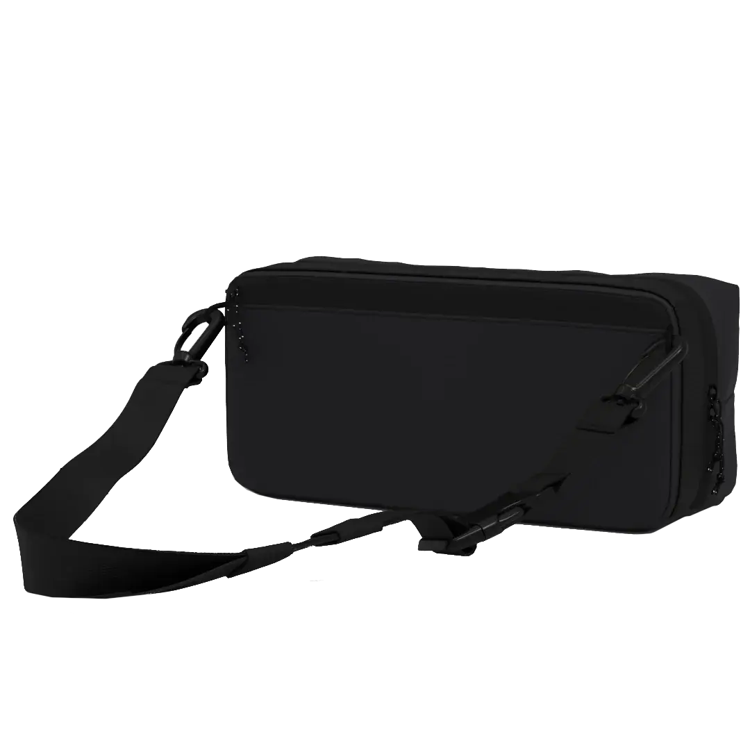 CabinZero Tech Pouch Norwegian Wood - Rückansicht mit abnhembarem Schultergurt