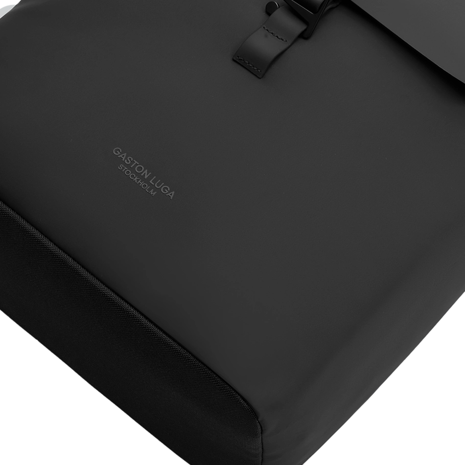 Gaston Luga Däsh Bucket Backpack 32 cm mit stilvollem Logo an der Front