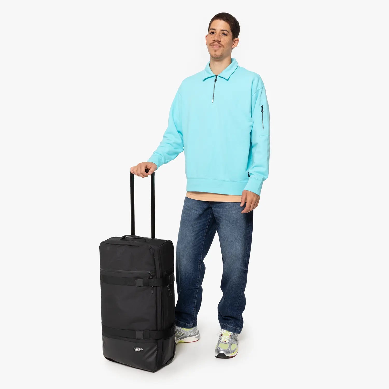 Eastpak Icon Travel'r M 2-Rollen Reisetasche 66 cm - On Black