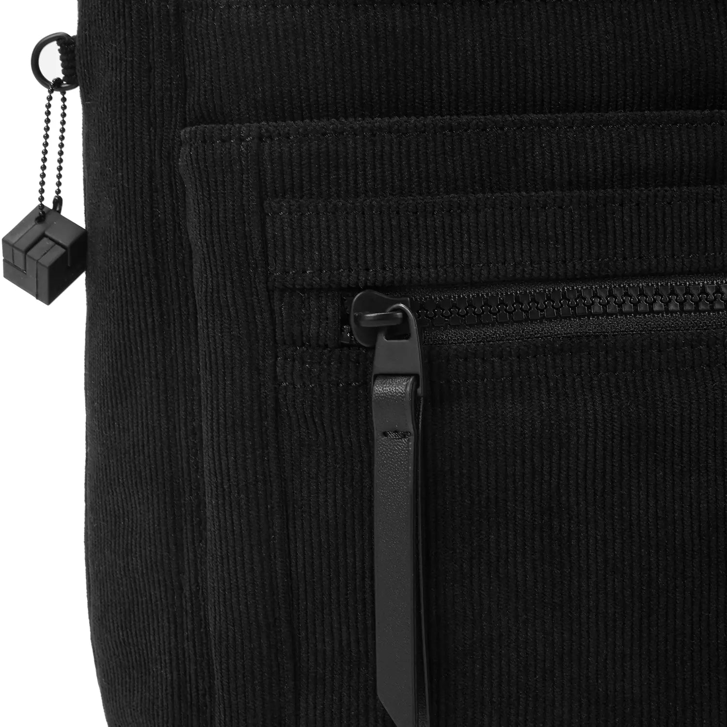 Hedgren Inner City Orva RFID shoulder bag 25 cm - Corduroy Black