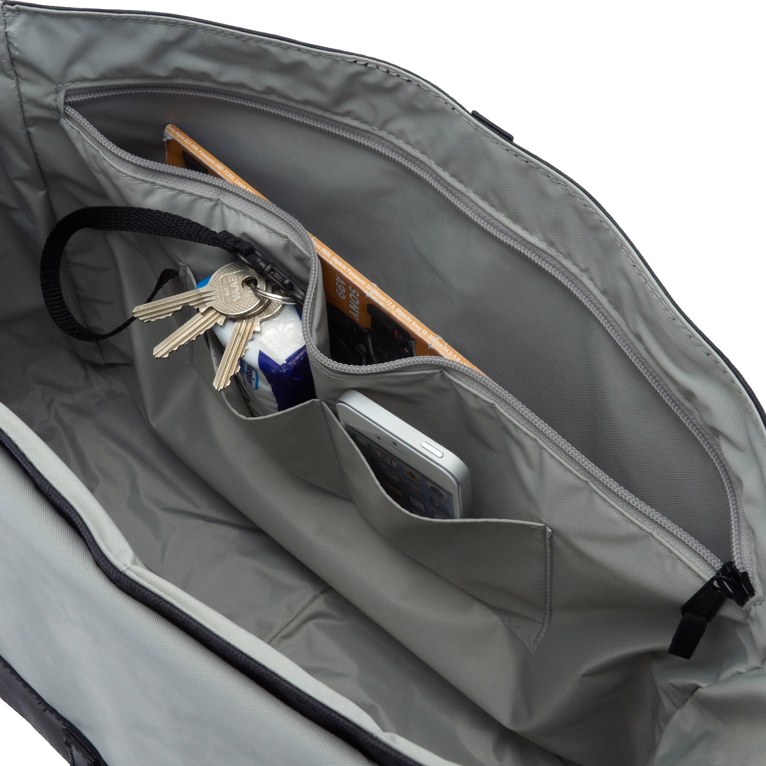 Jost Billund Umhängetasche 40 cm - schwarz