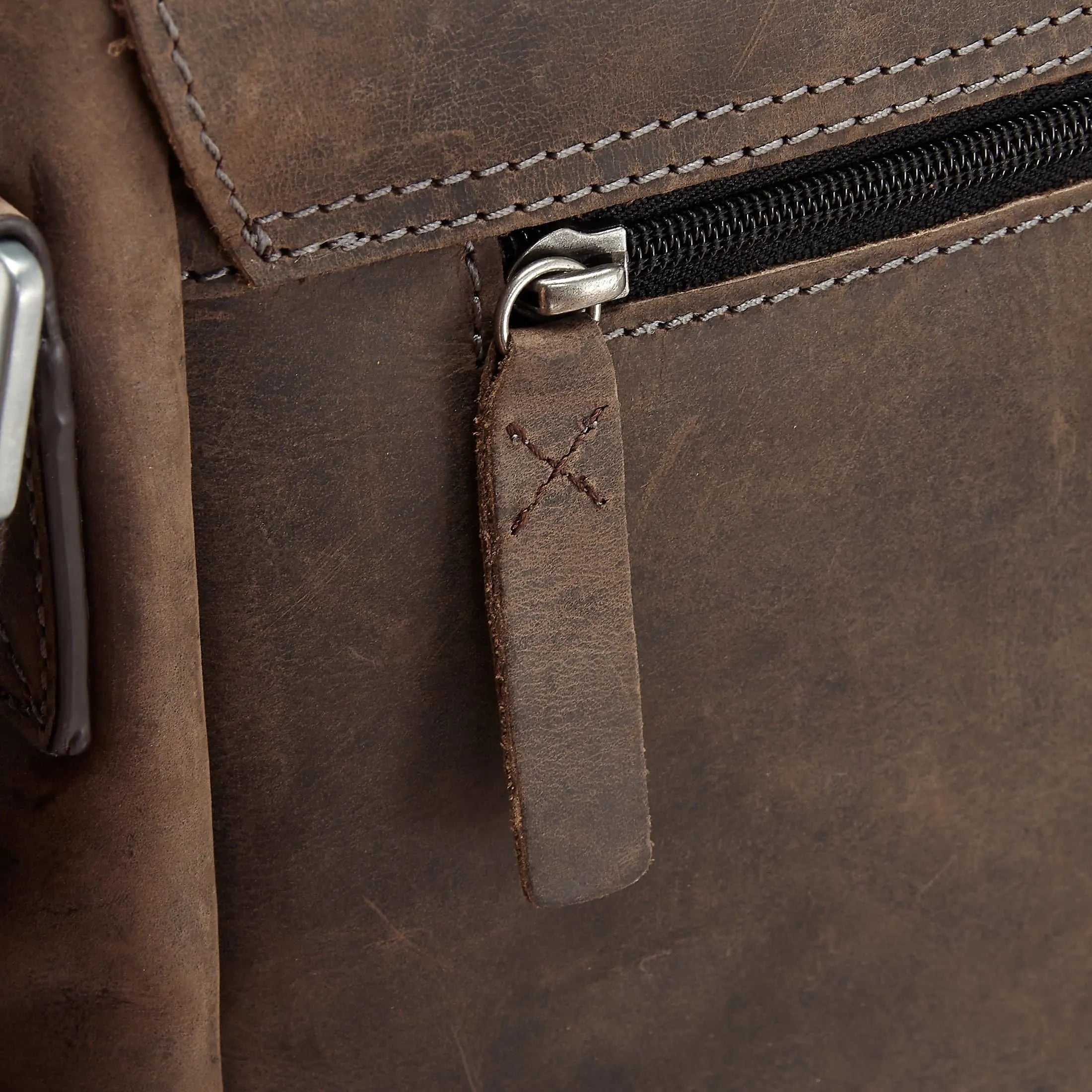 Strellson Hunter Messenger LHF 39 cm - dark brown