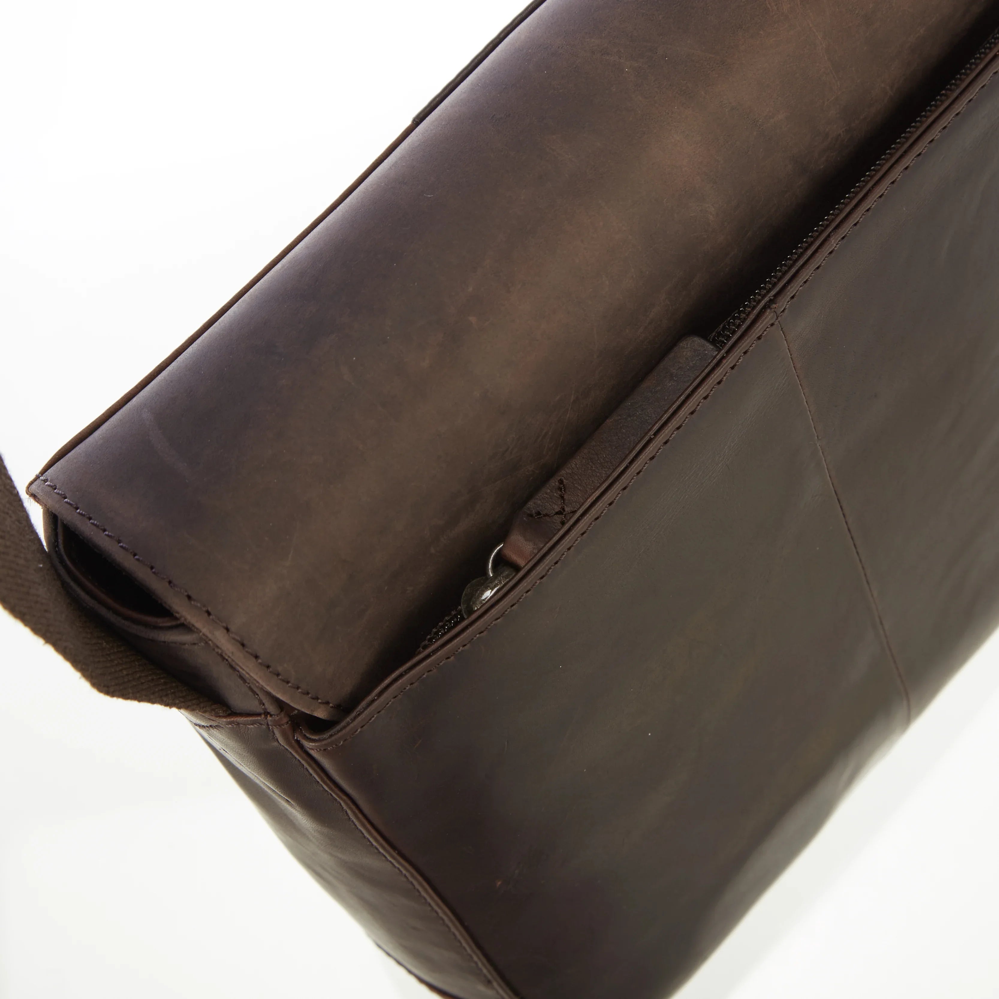 Strellson Brick Lane Jeremy Shoulderbag SVF 25 cm - Dark Brown