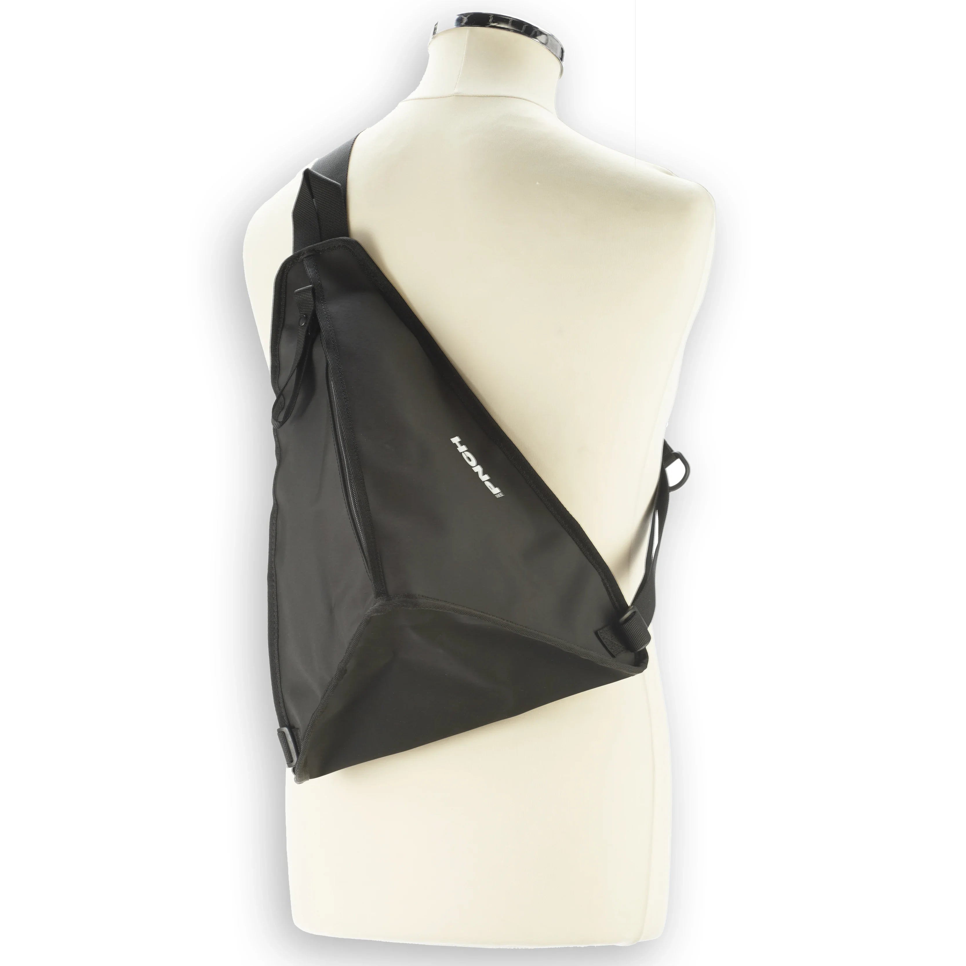 Bree PNCH V1 Body Bag 40 cm - Black