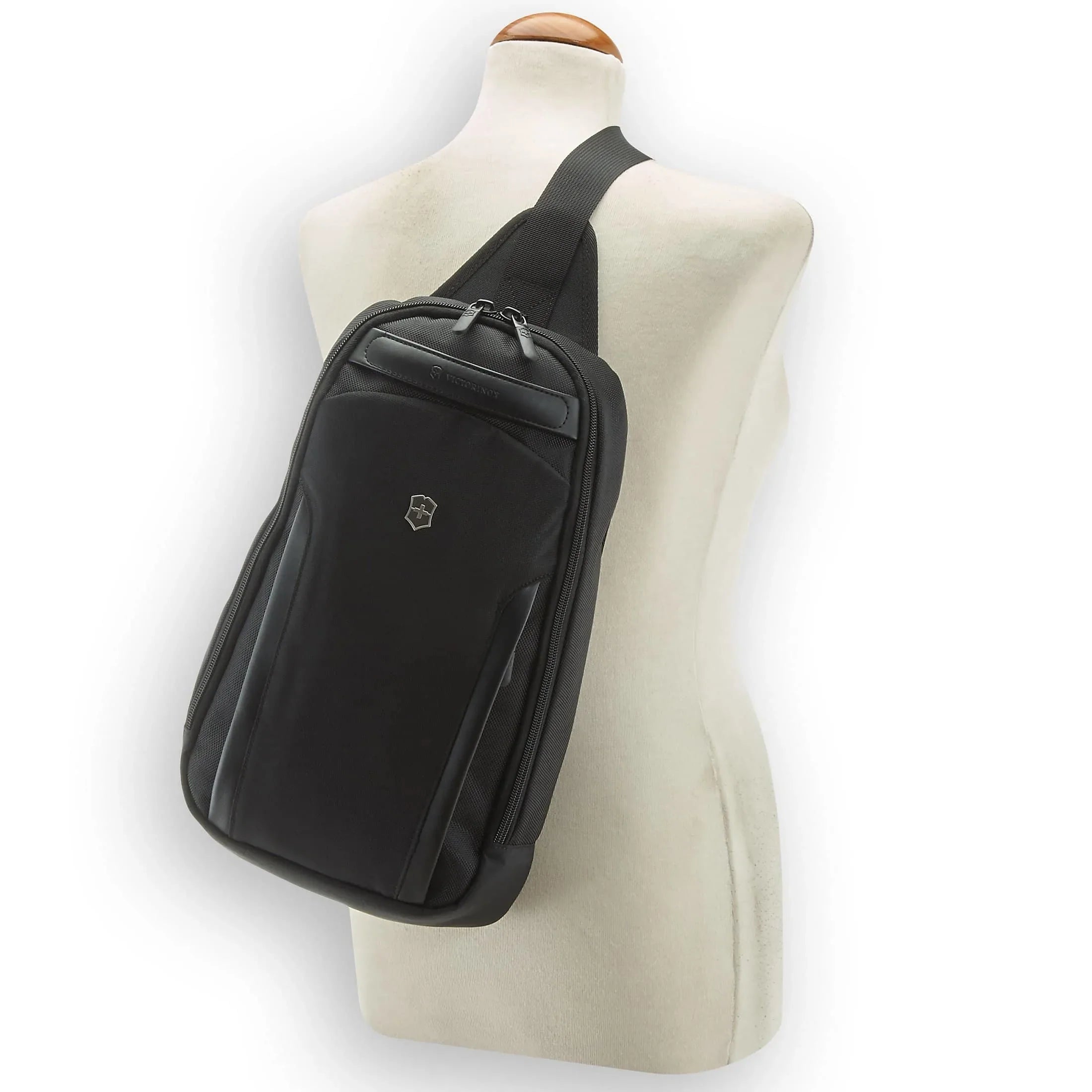 Victorinox Altmont Professional Tablet Sling 39 cm - schwarz