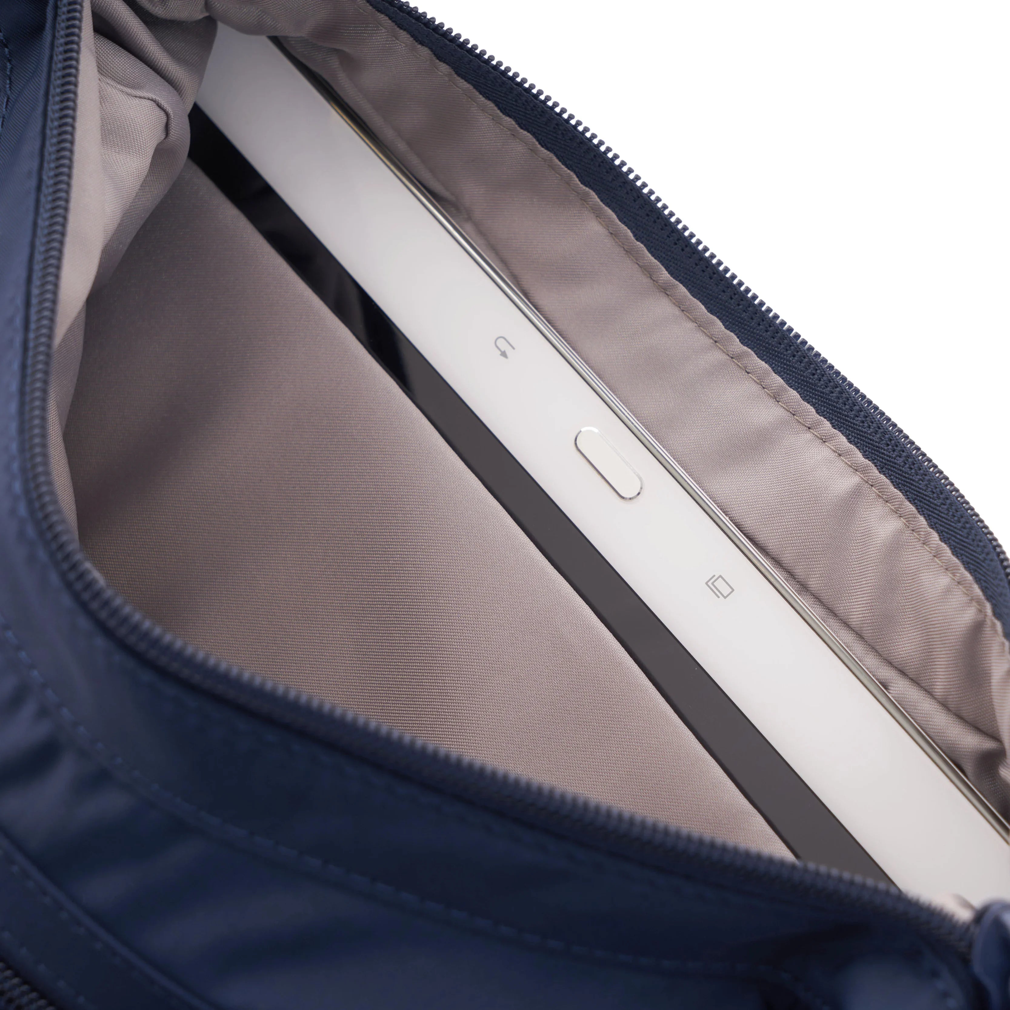 Hedgren Inner City 2 Harpers S Schultertasche RFID 28 cm - Sepia