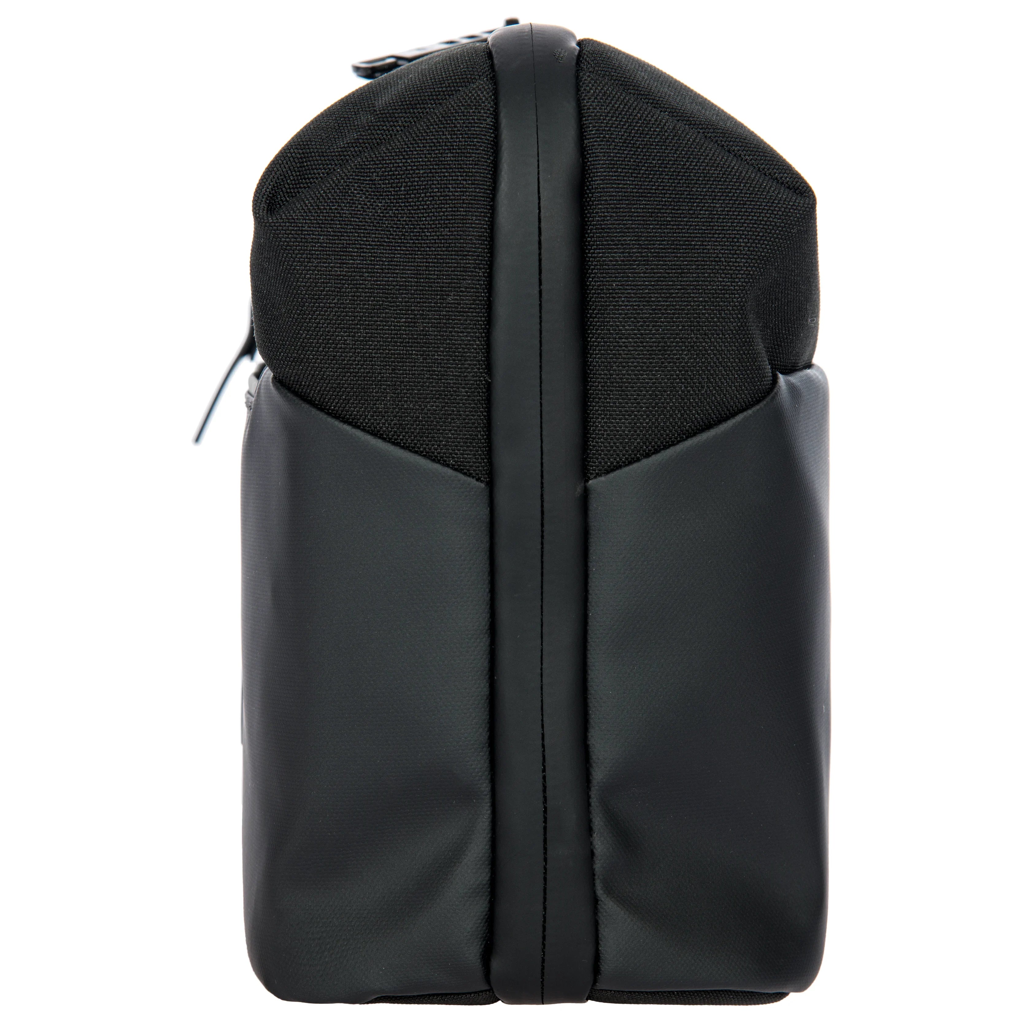 Porsche Design Urban Eco Washbag L 27 cm - Black