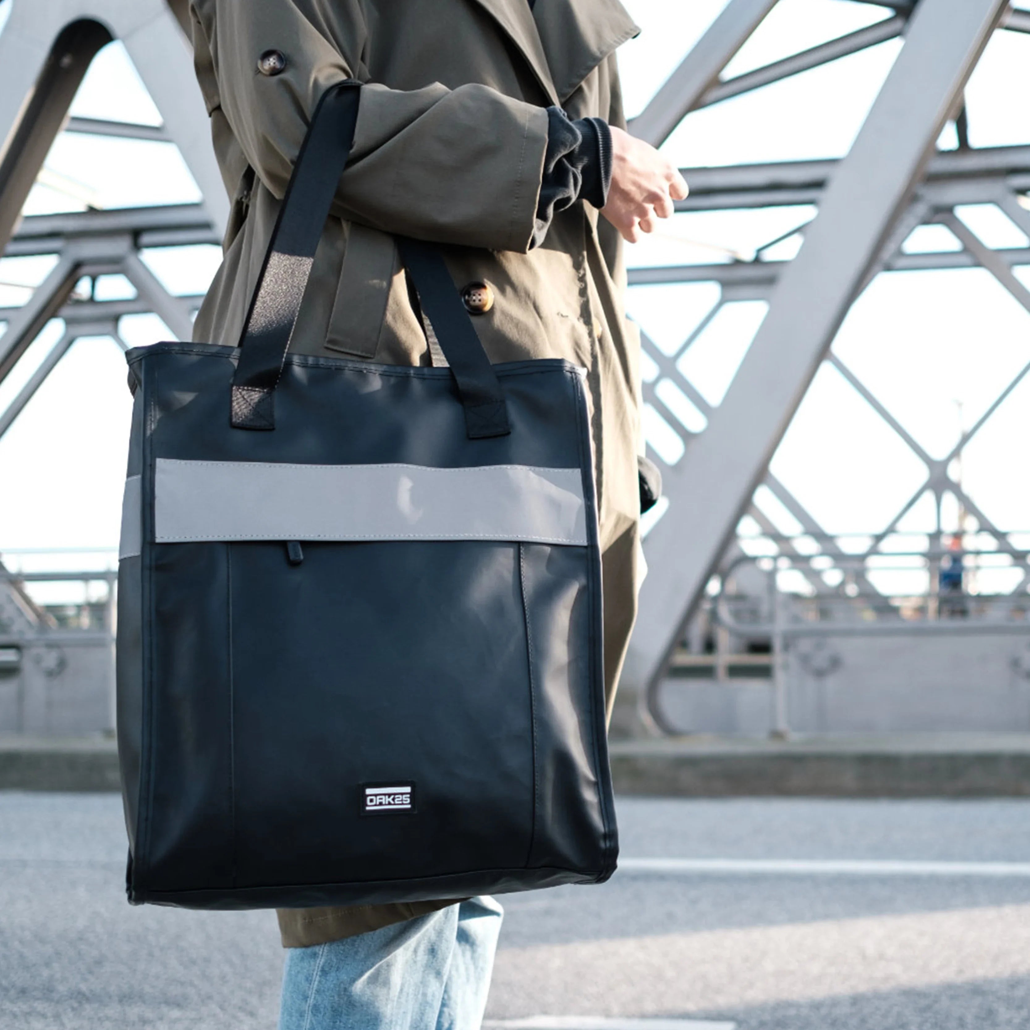Oak25 Totebag Umhängetasche 40 cm - Schwarz