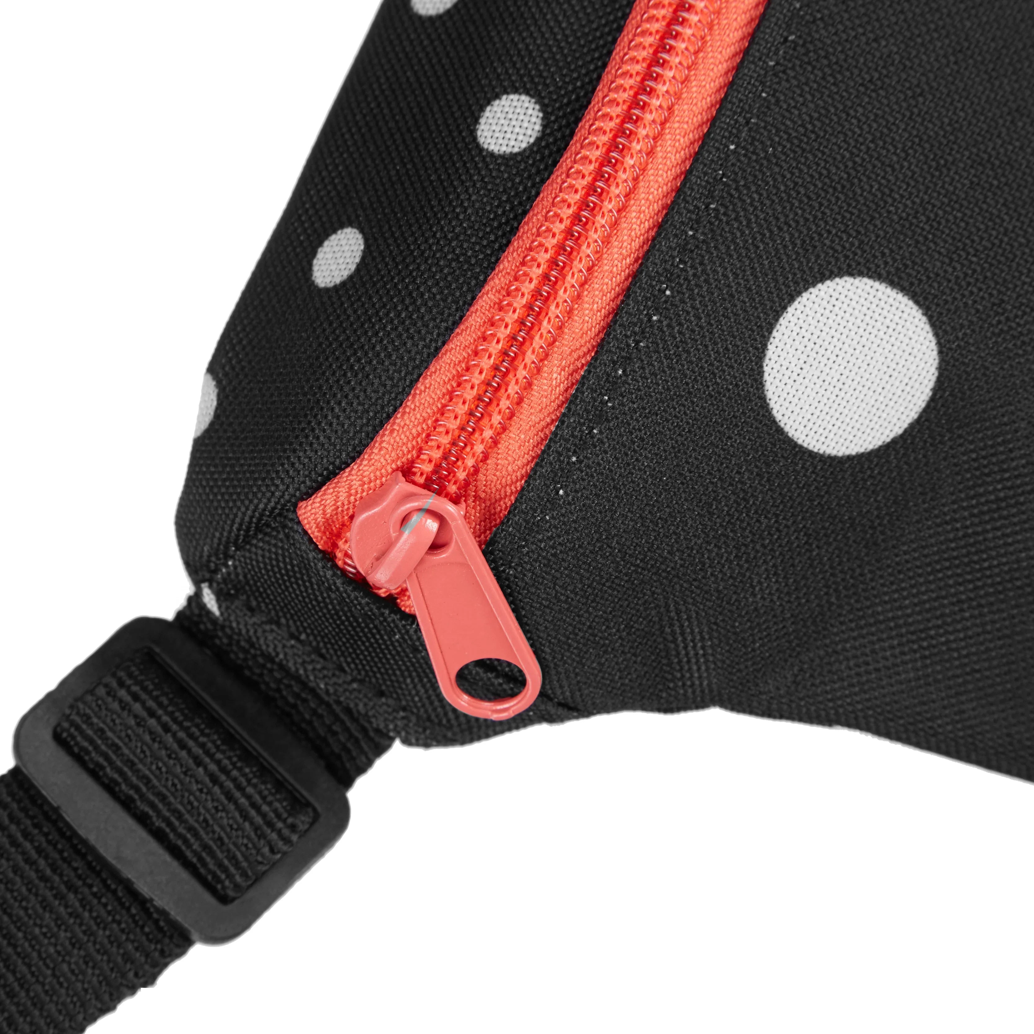 Reisenthel Travelling Beltbag S 28 cm - mixed dots