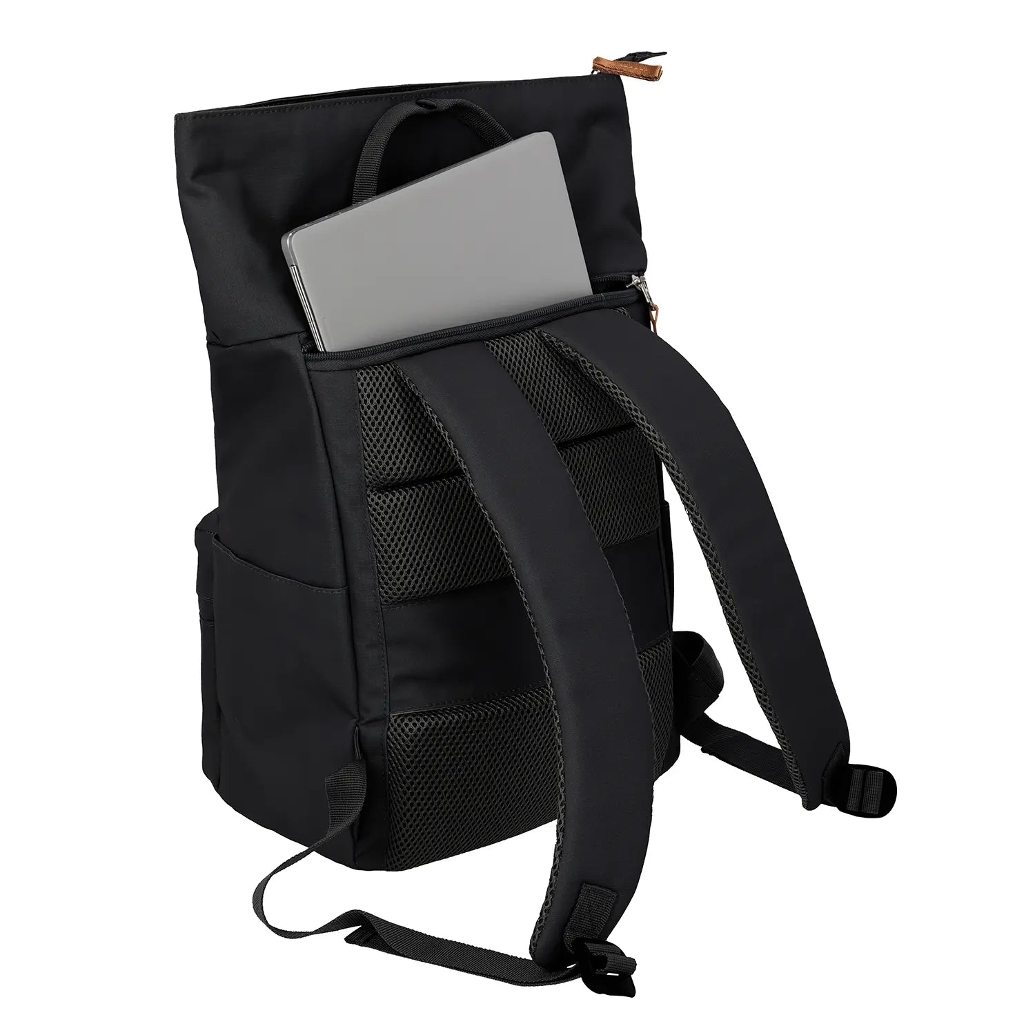 Detailaufnahme Travelite Basics Short Handle Rollup Rucksack Black – Laptopfach an der Rückseite