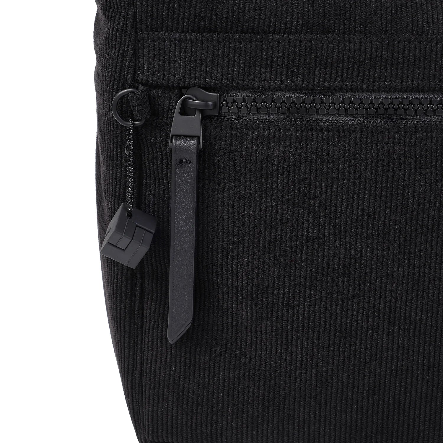 Hedgren Inner City 2 Harpers S Schultertasche RFID 28 cm - Corduroy Black