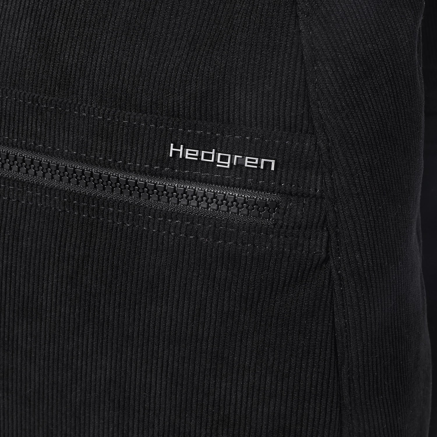 Hedgren Inner City 2 Vogue L RFID Rucksack 35 cm - Corduroy Black