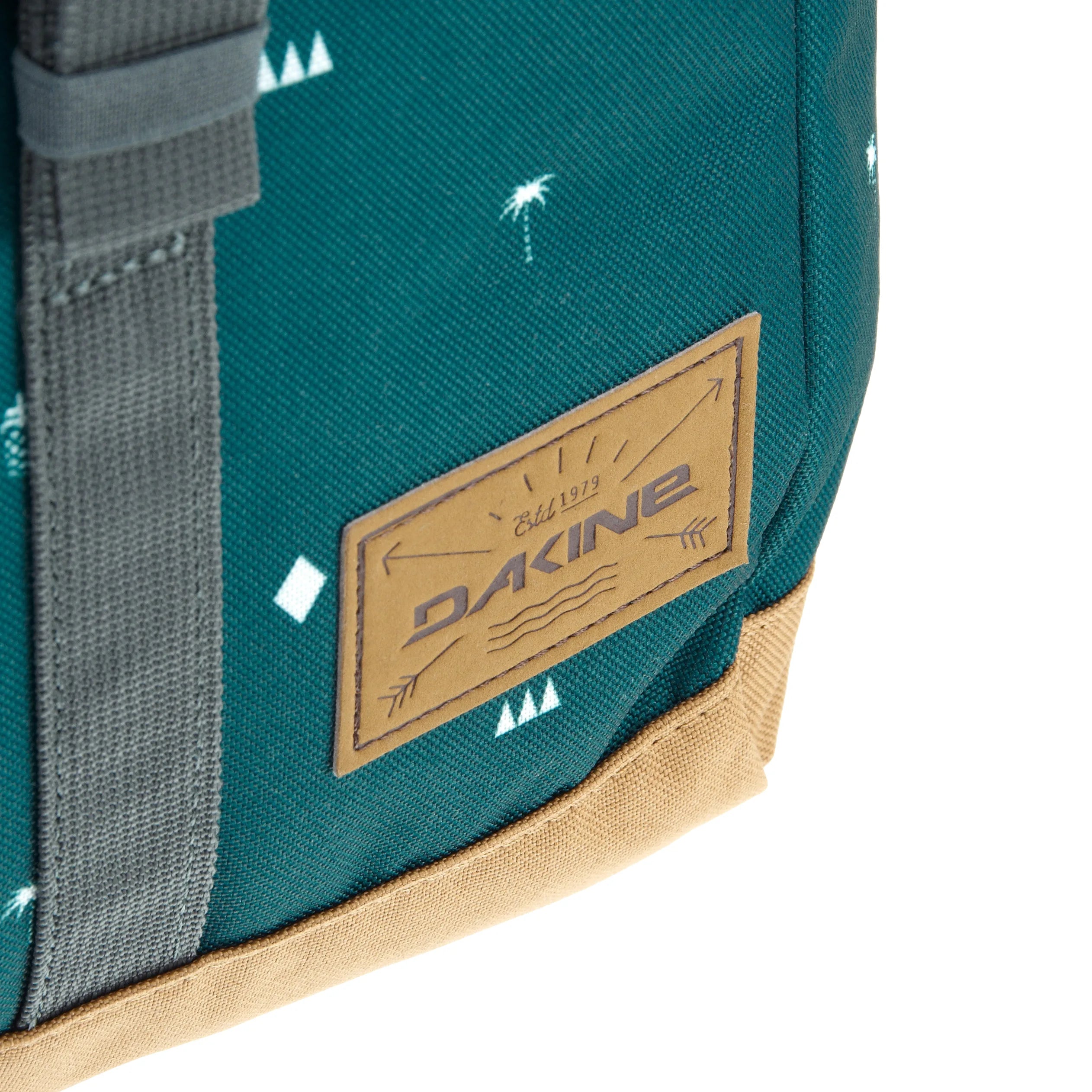 Dakine Boys Packs Range Laptop Backpack 48 cm - brick
