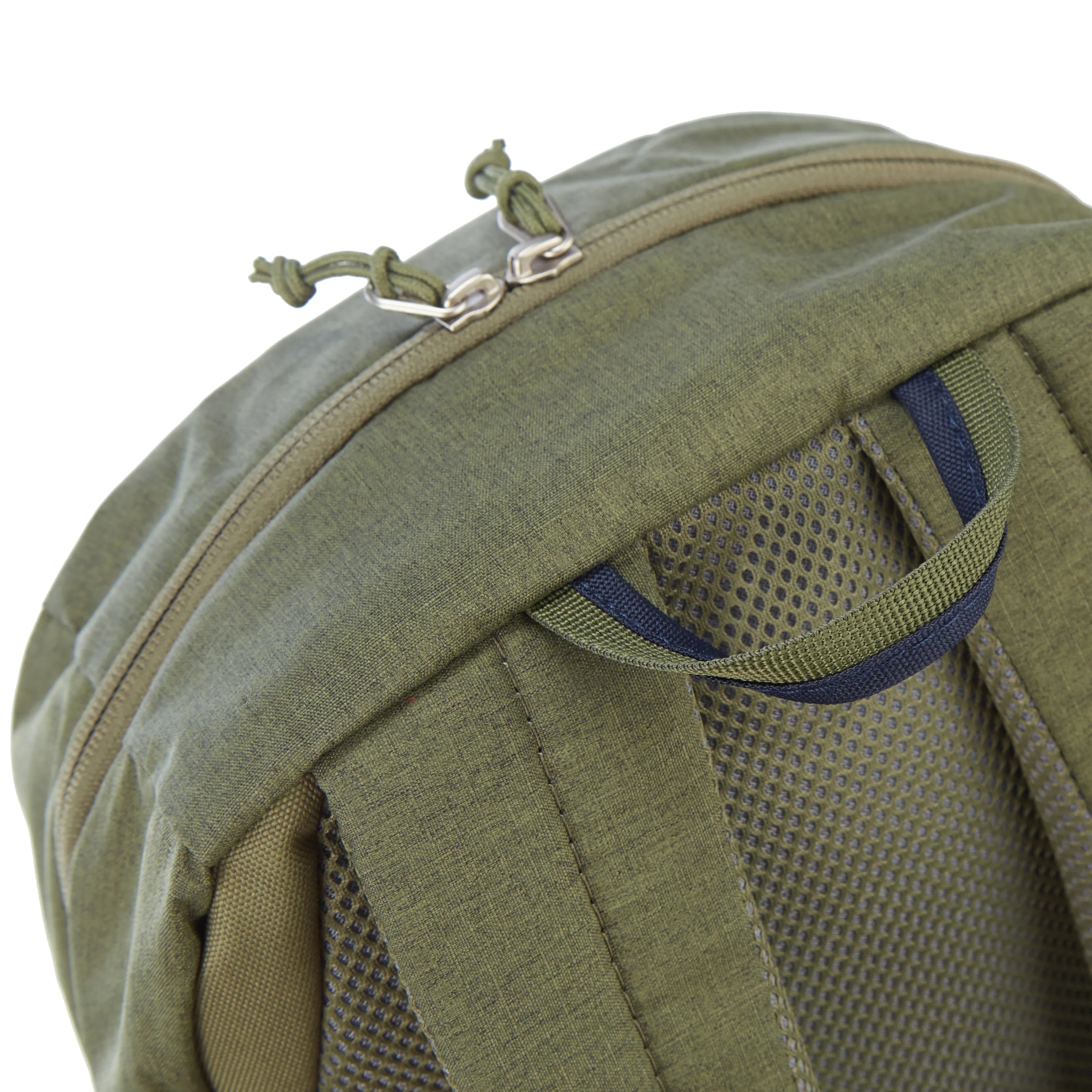 Deuter Daypack Vista Skip Backpack 42 cm - marine-ink