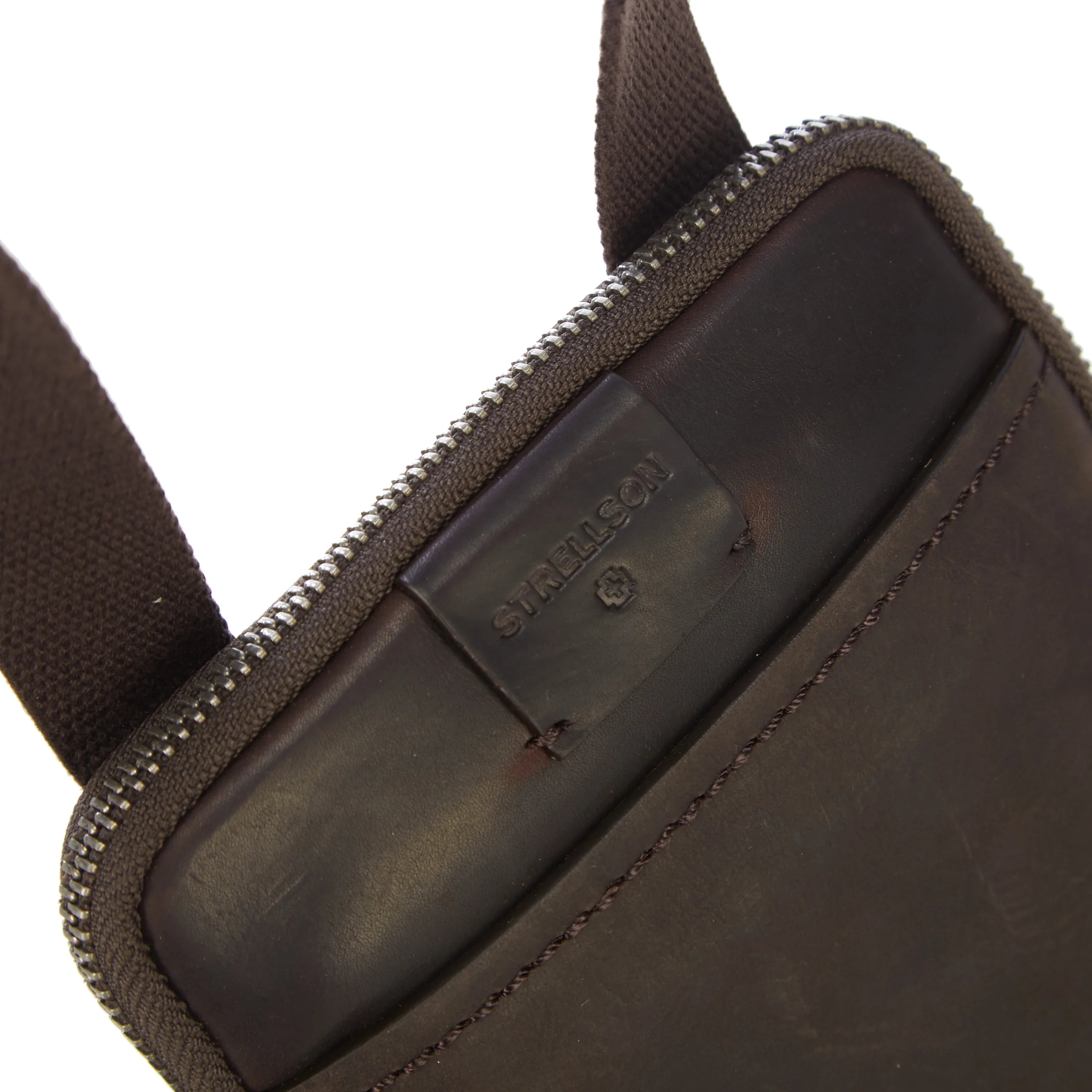 Strellson Brick Lane Brian Shoulderbag XSVZ 1 18 cm - Black