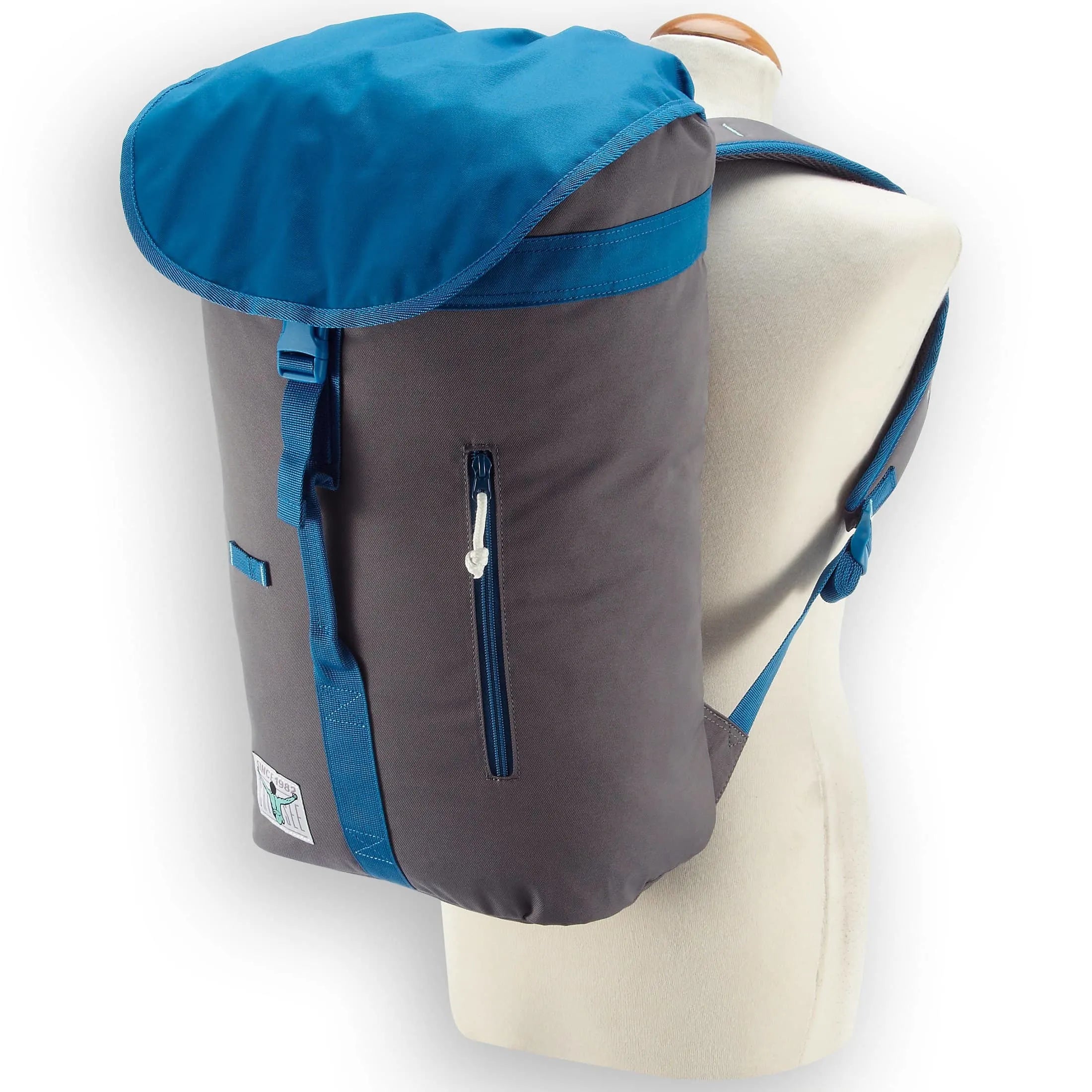 Chiemsee Urban Explorer Oslo backpack with laptop compartment 45 cm - excalibur blue saphire