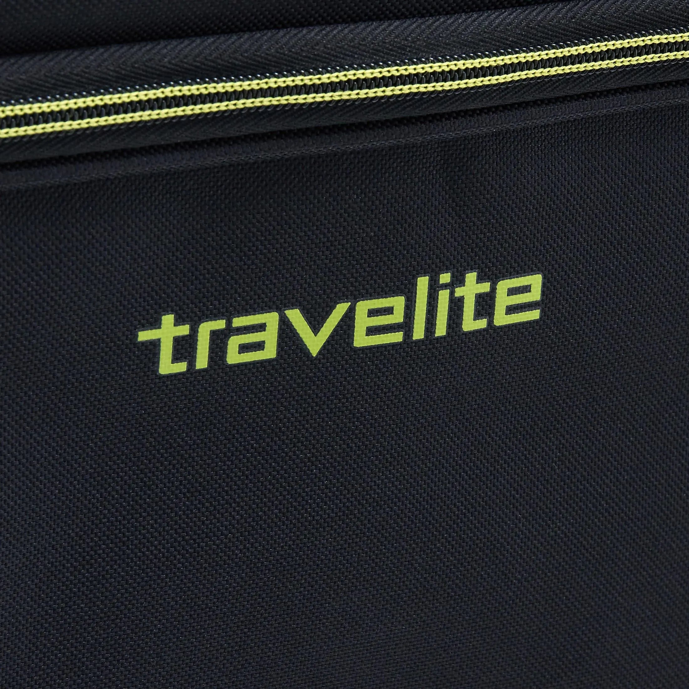 Travelite Basics Rollreisetasche 71 cm - dunkelgrün