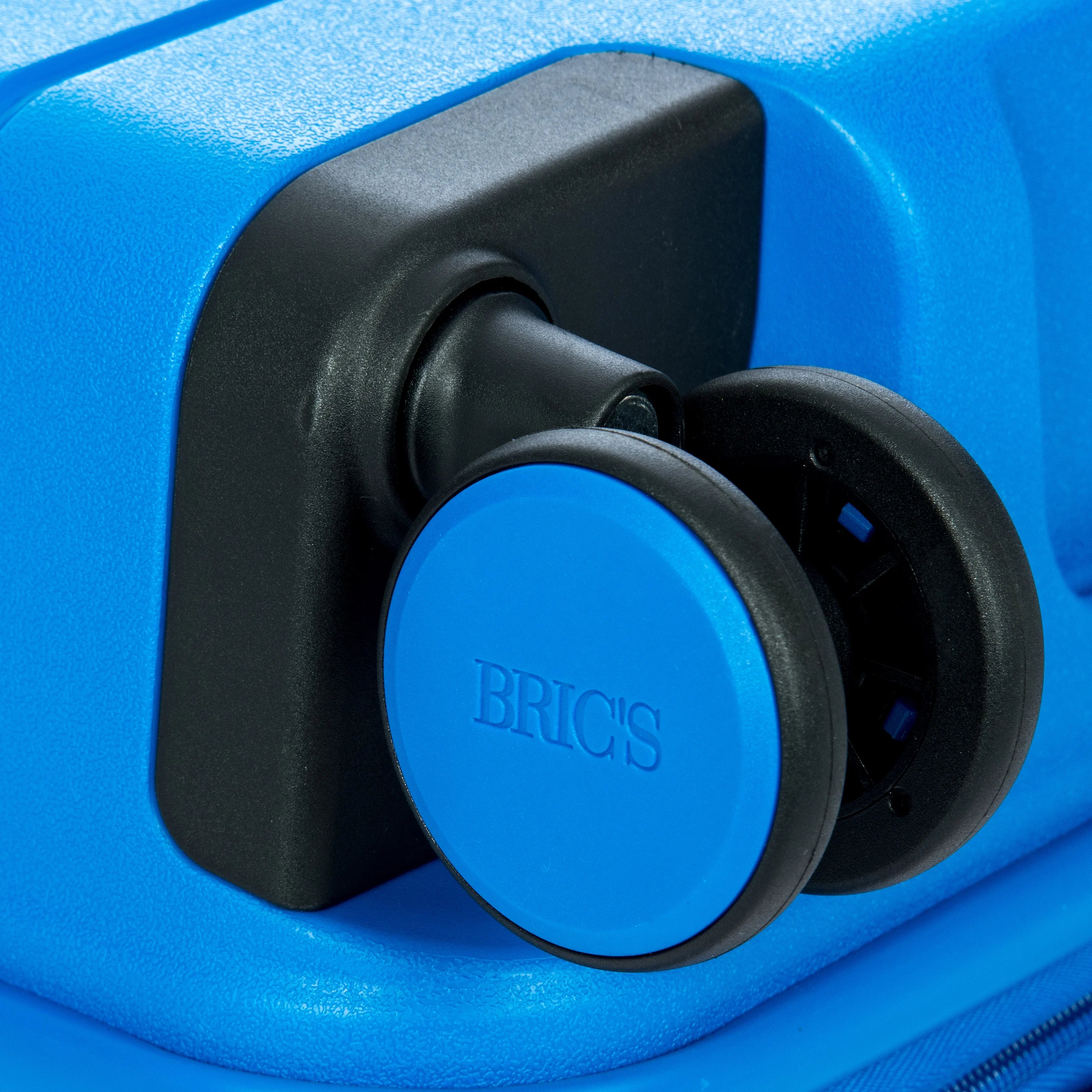 BY by Brics Ulisse 4-Rollen Trolley 65 cm - Electric Blue