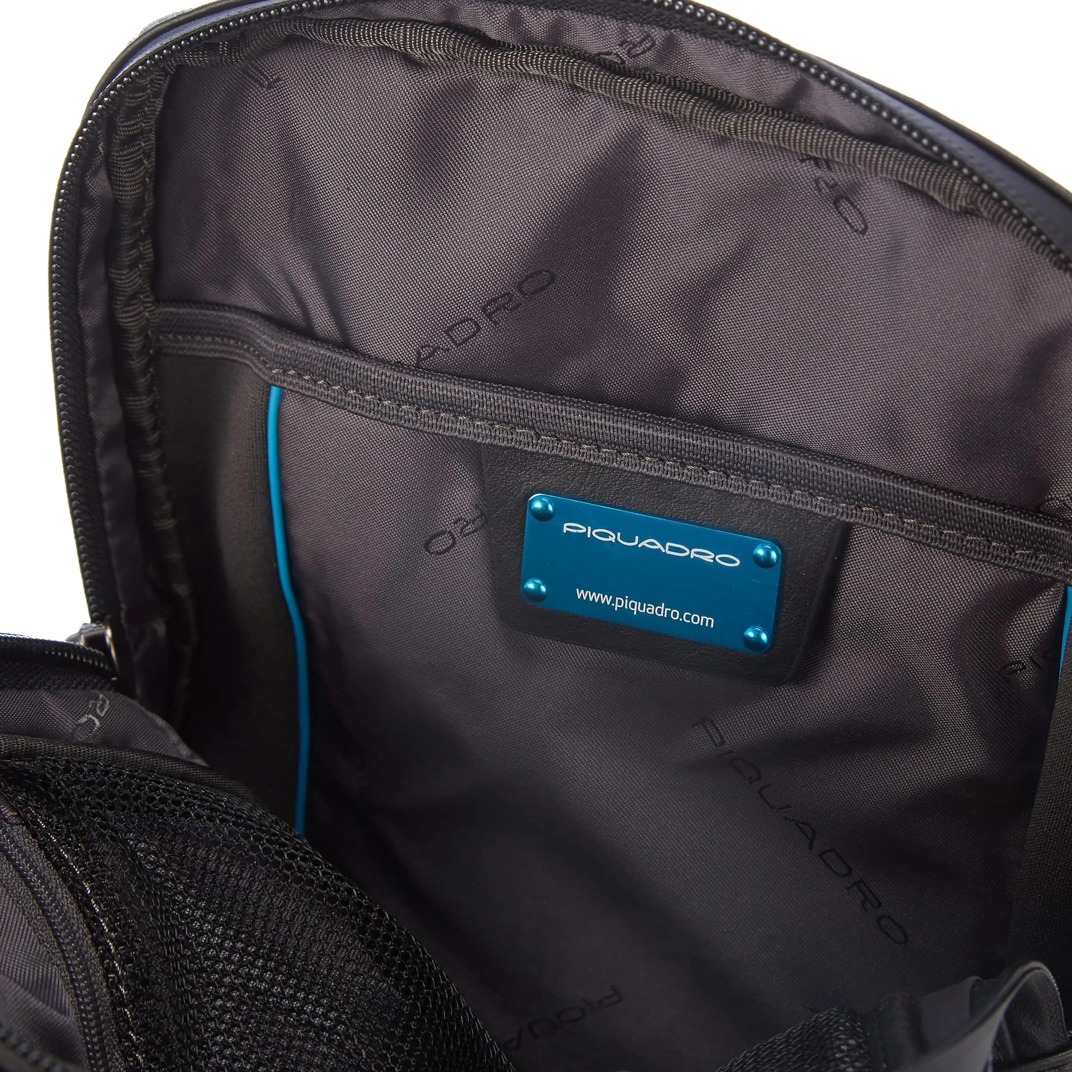 Piquadro Urban shoulder bag 29 cm - Black