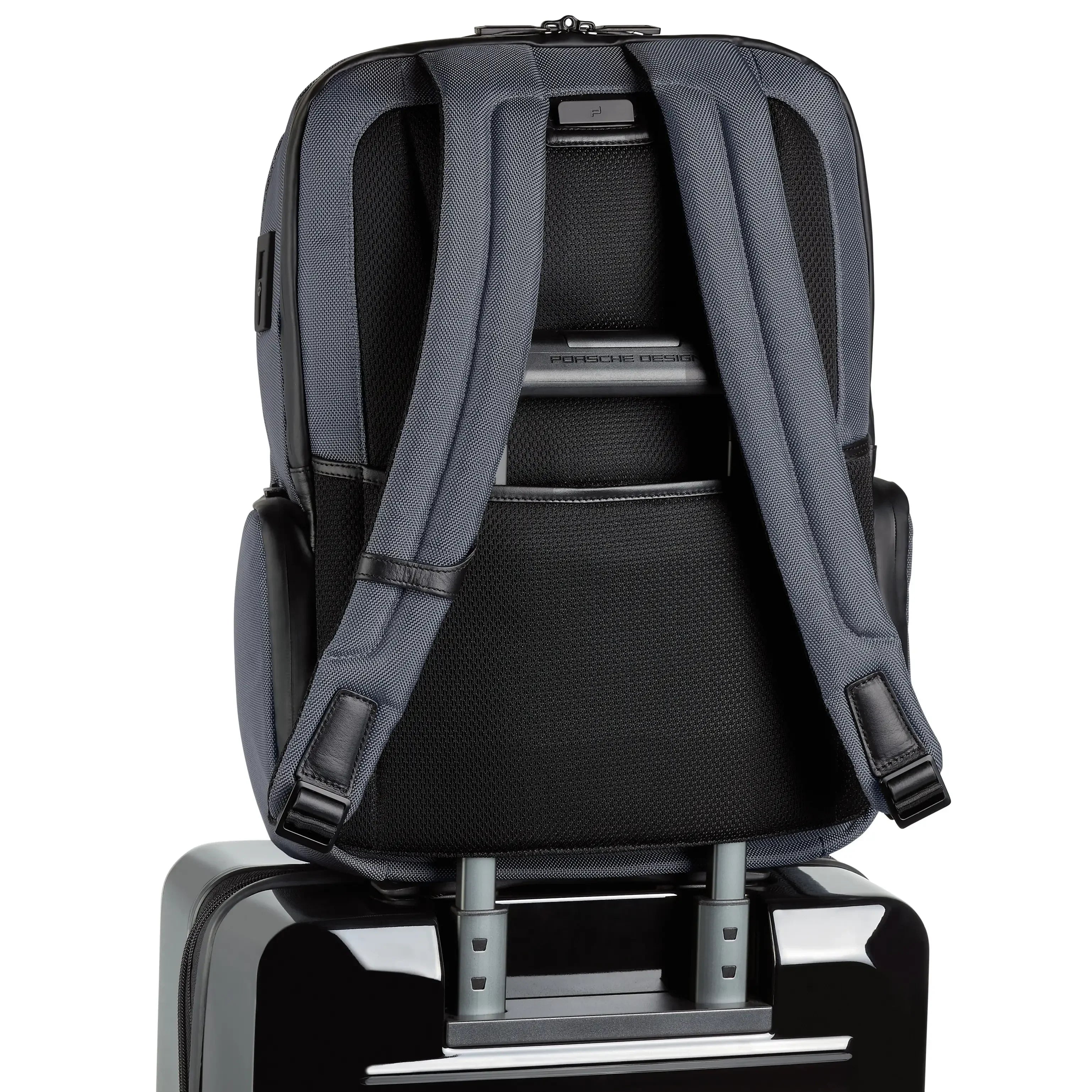 Porsche Design Roadster Pro Backpack L 44 cm - Dark Blue